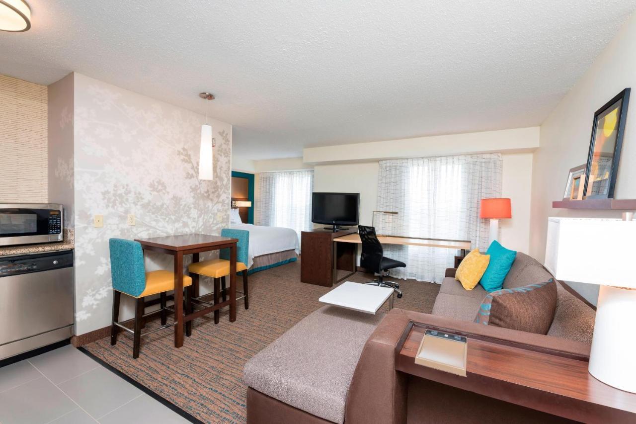 Residence Inn By Marriott Grand Rapids West Грандвилл Экстерьер фото