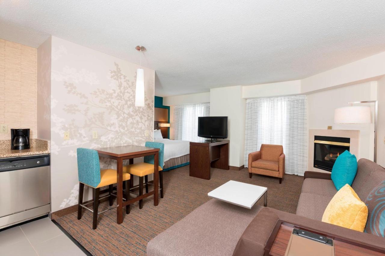 Residence Inn By Marriott Grand Rapids West Грандвилл Экстерьер фото