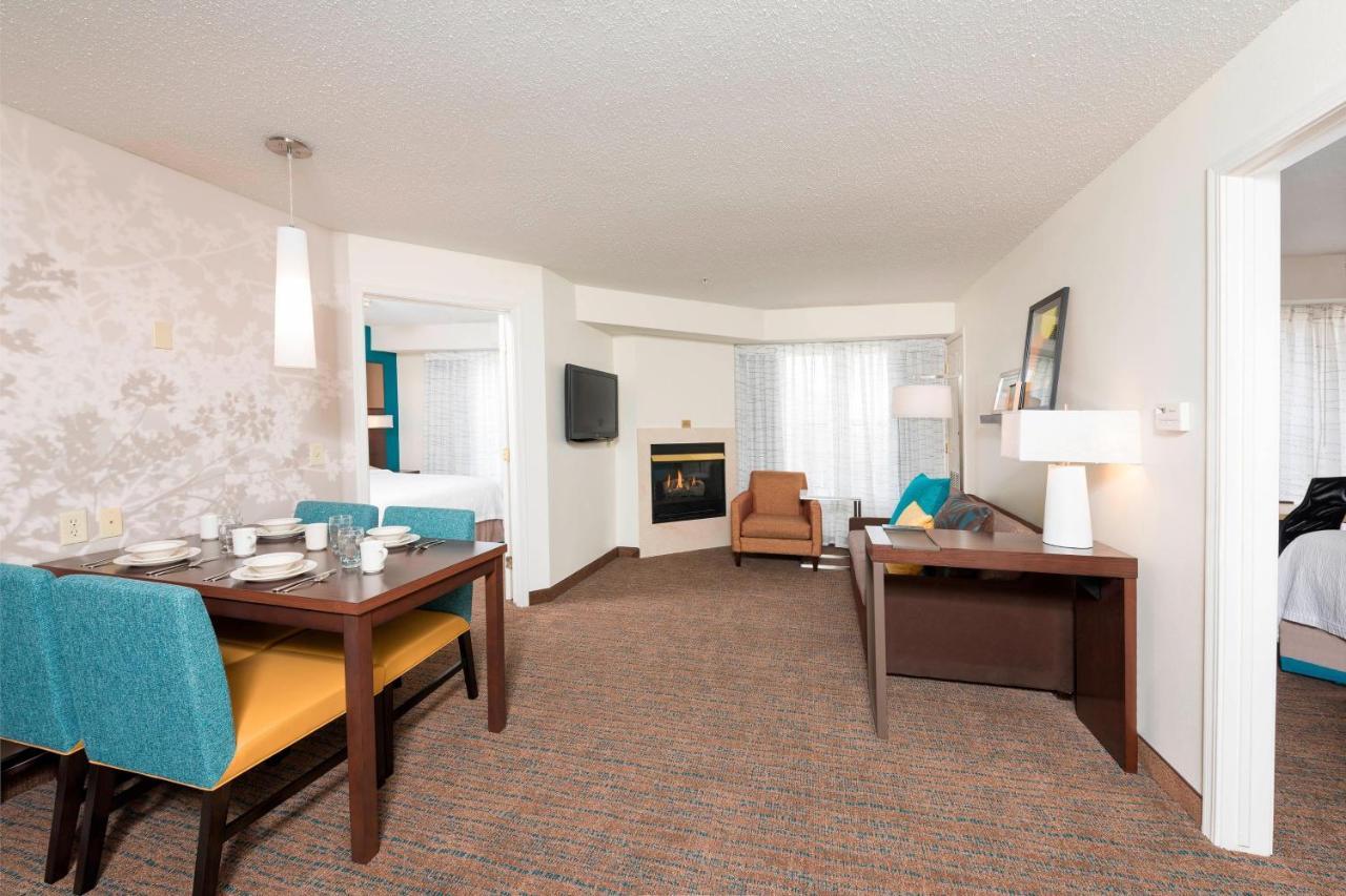 Residence Inn By Marriott Grand Rapids West Грандвилл Экстерьер фото