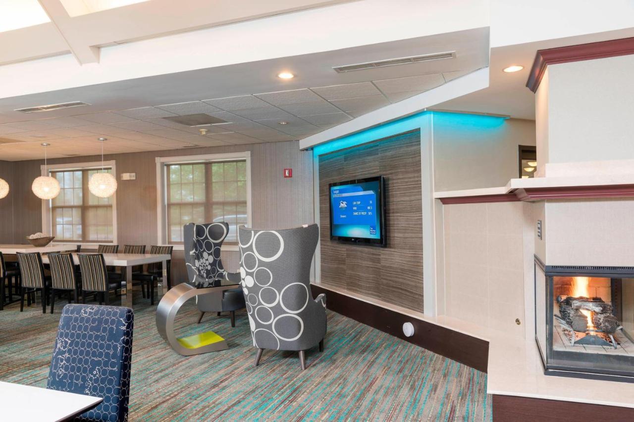 Residence Inn By Marriott Grand Rapids West Грандвилл Экстерьер фото
