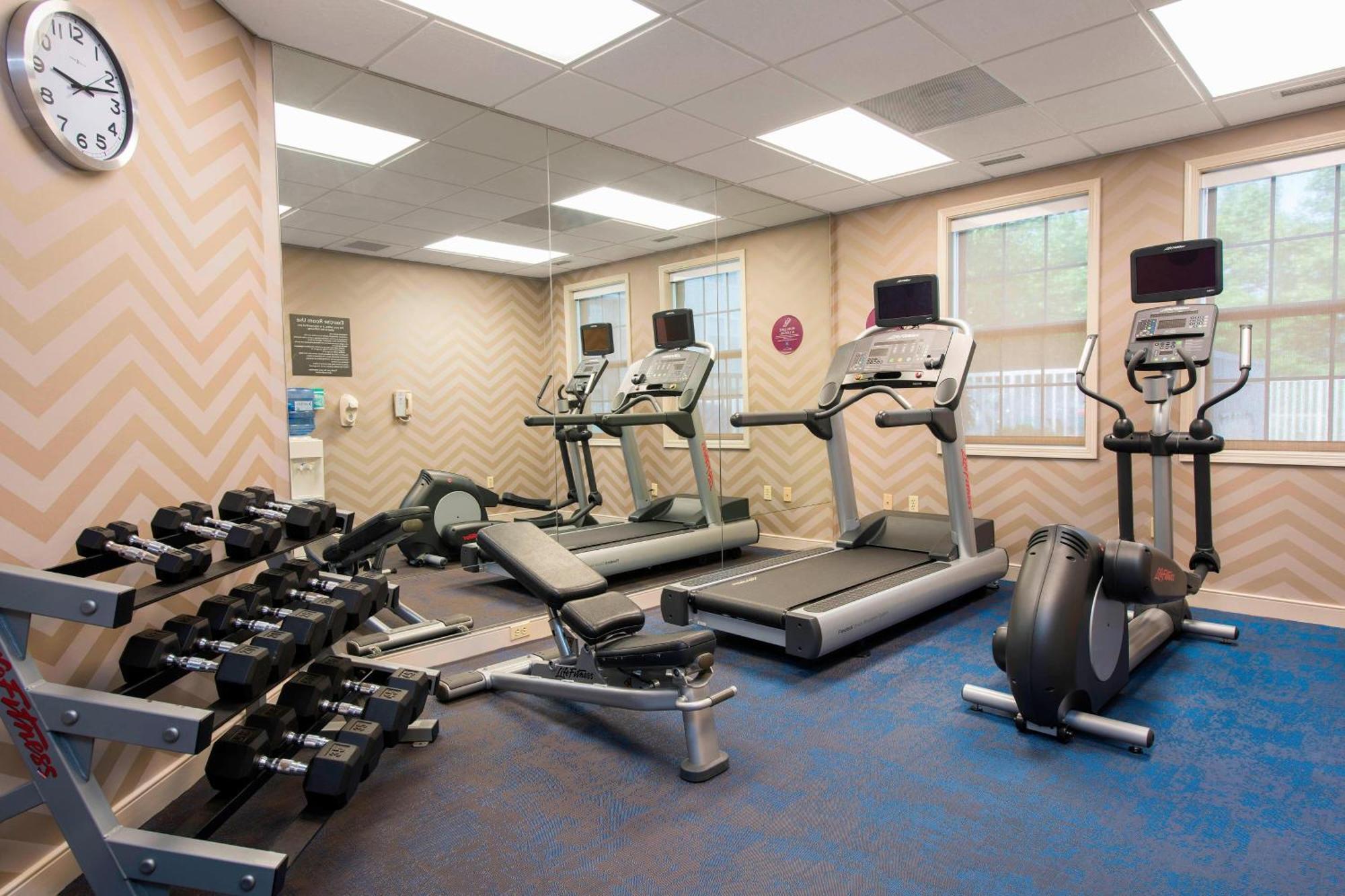 Residence Inn By Marriott Grand Rapids West Грандвилл Экстерьер фото
